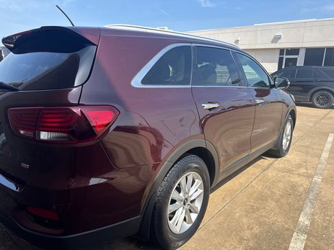 Used 2020 Kia Sorento LX w/ LX I4 Convenience Package FWD image 4