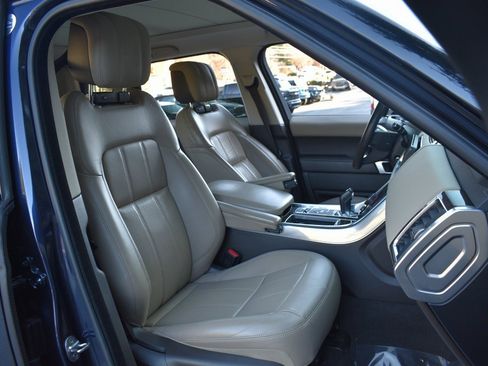 Used 2019 Land Rover Range Rover Sport HSE image 31