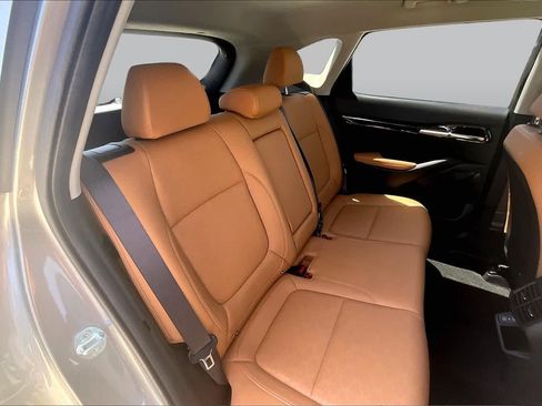 Used 2024 Kia Seltos EX FWD image 19