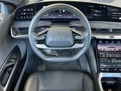 Used 2024 Lucid Air Touring AWD/4WD image 13