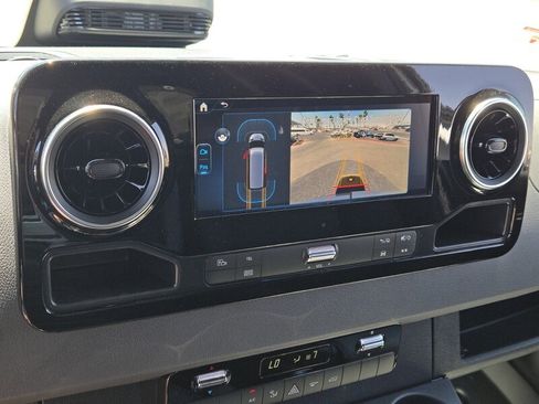 New 2025 Mercedes-Benz Sprinter 2500 image 30