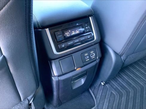 Used 2023 Subaru Ascent Onyx Edition Limited image 31