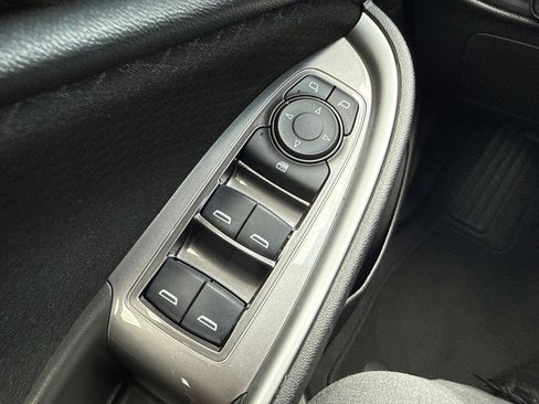 Used 2024 Chevrolet Malibu LS FWD image 34