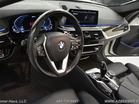 Used 2020 BMW 530e image 13