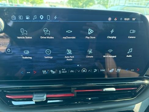 Used 2026 Chevrolet Silverado EV Trail Boss AWD/4WD image 25