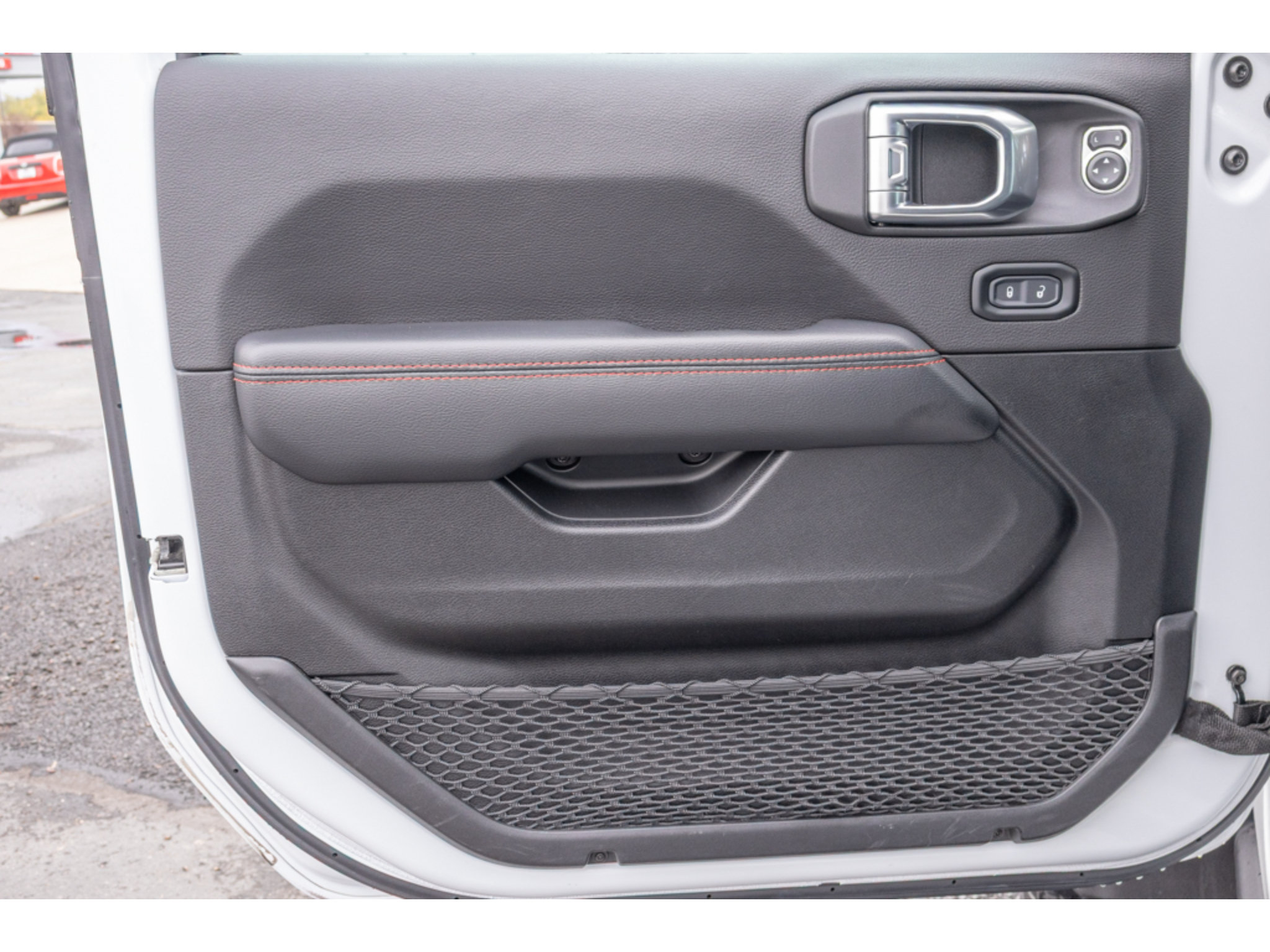 Used 2023 Jeep Wrangler Unlimited Rubicon AWD/4WD image 18