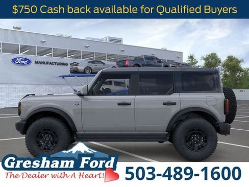 New 2026 Ford Bronco Outer Banks image 3