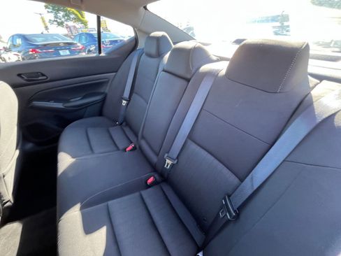 Used 2025 Nissan Altima 2.5 SV image 27