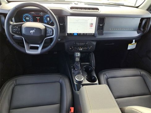 New 2025 Ford Bronco Badlands image 49