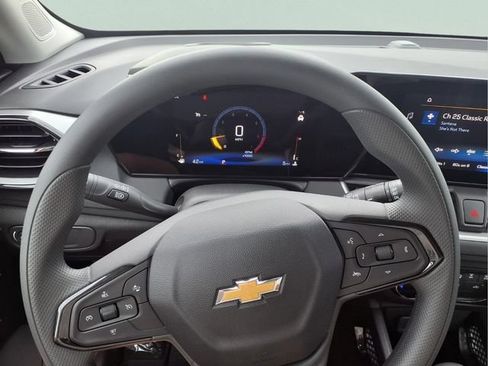 New 2026 Chevrolet TrailBlazer LS w/ LS Convenience Package FWD image 9