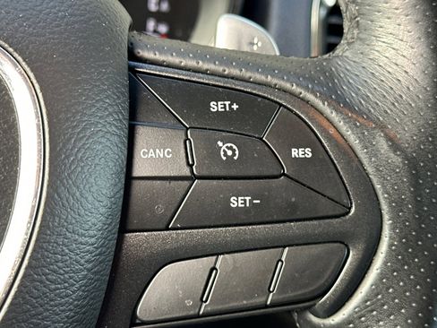 Used 2019 Dodge Durango R/T image 39