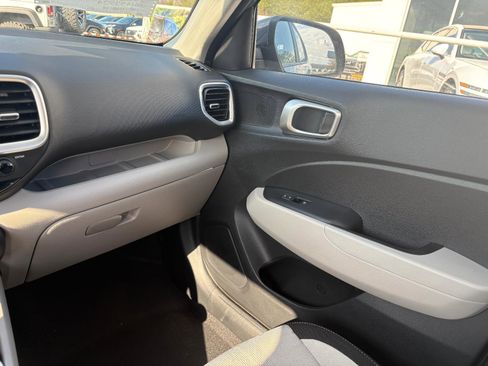 New 2026 Hyundai Venue SEL image 25