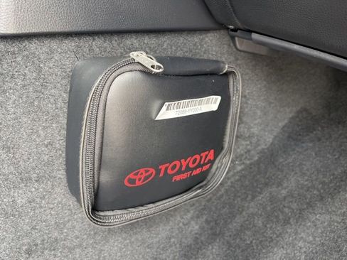 New 2025 Toyota Tacoma TRD Off-Road image 31