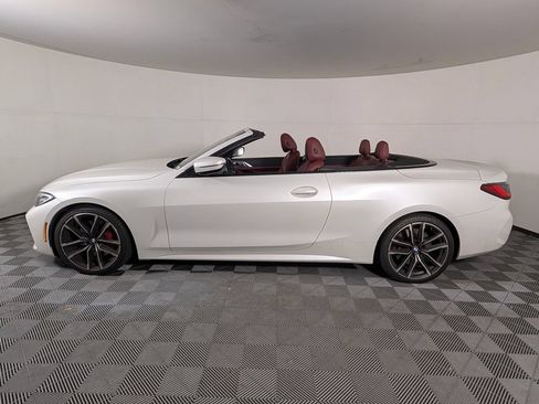 Used 2022 BMW 430i Convertible w/ M Sport Package RWD image 2