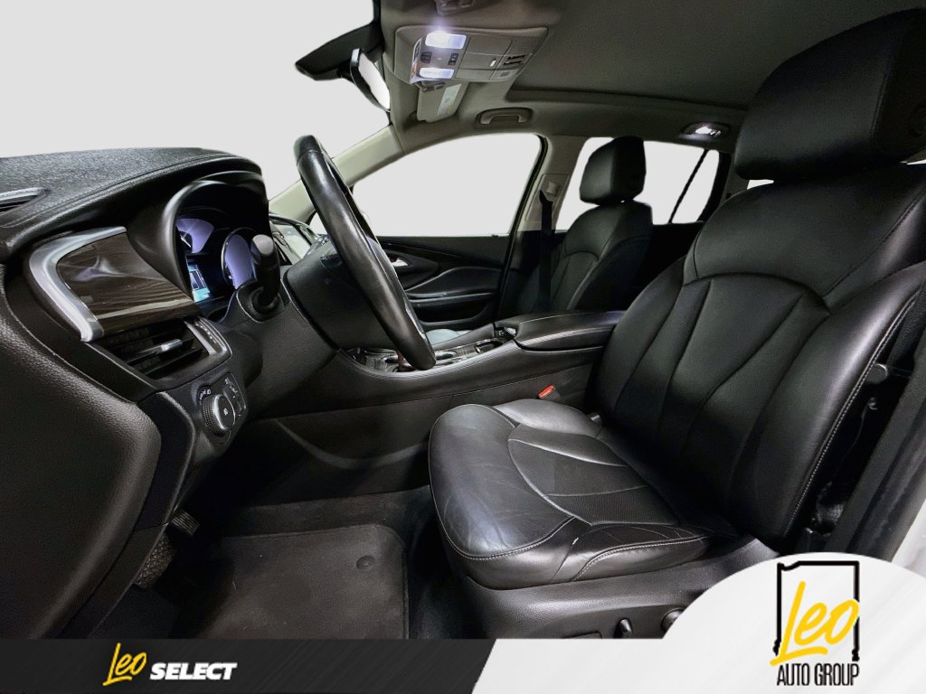 Used 2019 Buick Envision Essence AWD/4WD image 23