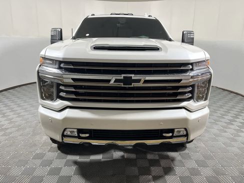 Used 2022 Chevrolet Silverado 2500 High Country w/ LPO, Hitch Package AWD/4WD image 3