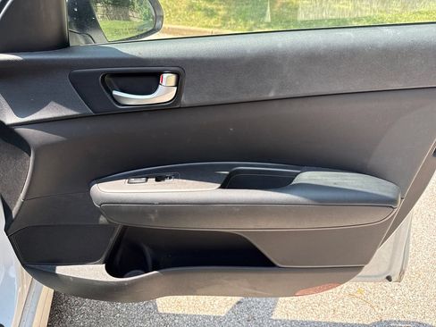 Used 2018 Kia Optima S w/ Panoramic Sunroof Package FWD image 28
