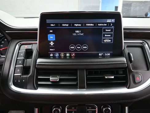 Used 2021 Chevrolet Suburban LT RWD image 22