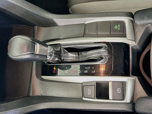 Used 2017 Honda Civic EX image 22