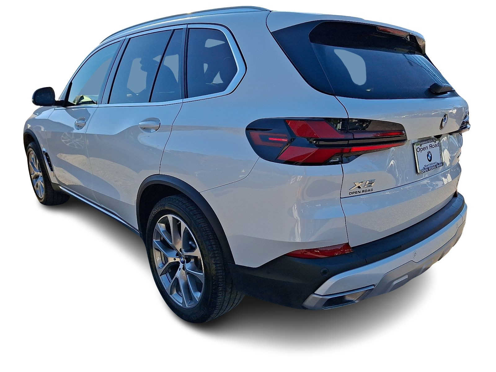 Used 2024 BMW X5 xDrive40i w/ Premium Package AWD/4WD image 4