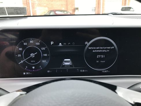 Used 2024 Kia Seltos EX FWD image 15