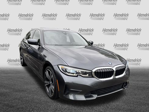 Used 2020 BMW 330i Sedan w/ Convenience Package RWD image 2