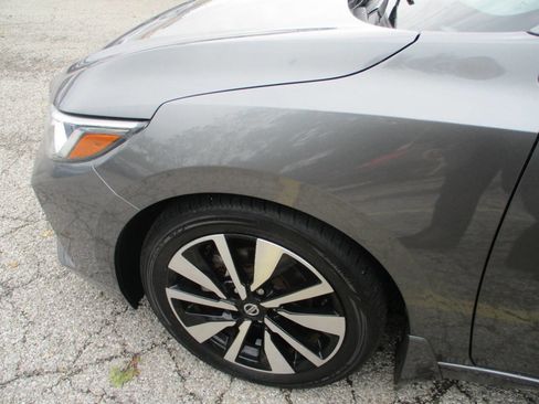 Used 2021 Nissan Sentra SV w/ SV Premium Package FWD image 13