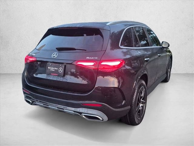 Certified 2024 Mercedes-Benz GLC 300 4MATIC image 5