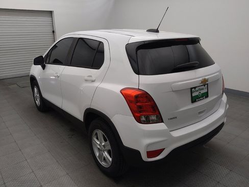 Used 2020 Chevrolet Trax LS w/ Tint and Cruise Package FWD image 5