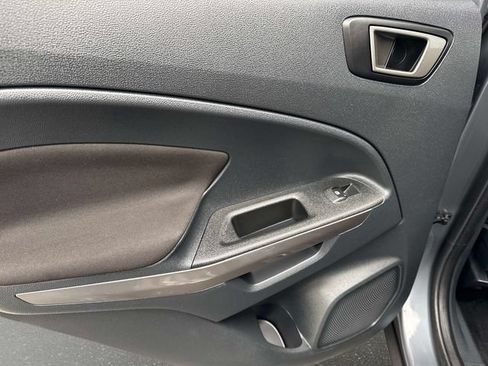 Used 2021 Ford EcoSport SE w/ SE Convenience Package FWD image 10