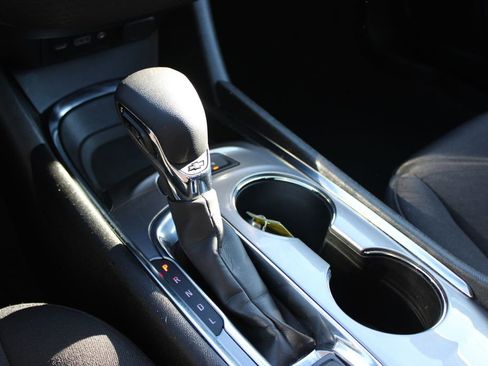 Used 2024 Chevrolet Malibu LT image 39