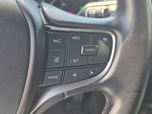Used 2021 Lexus UX 250h w/ Accessory Package (Z1) AWD/4WD image 26