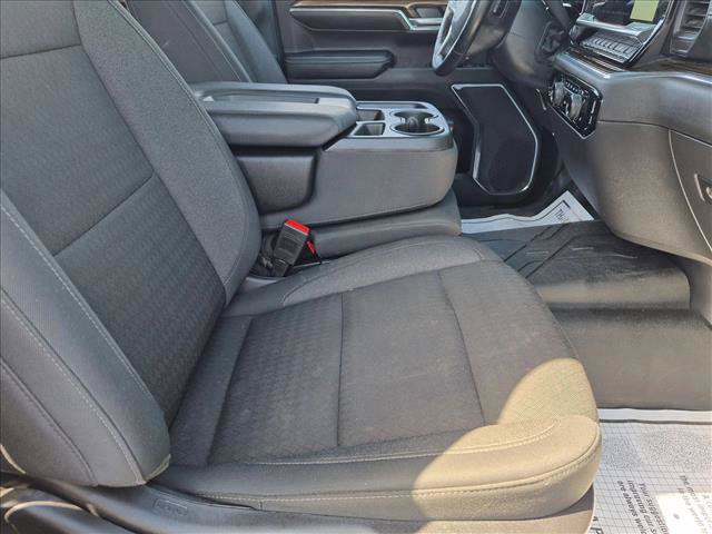 Used 2024 Chevrolet Silverado 1500 RST AWD/4WD image 19