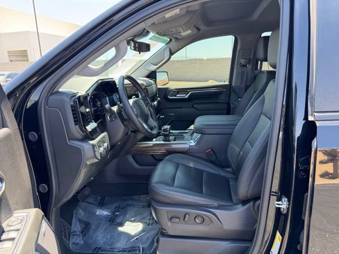 Certified 2024 Chevrolet Silverado 1500 LT Trail Boss w/ Convenience Package II AWD/4WD image 12