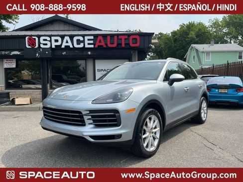Used 2020 Porsche Cayenne AWD/4WD image 1