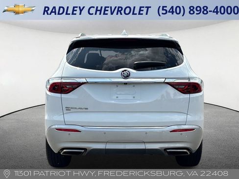 Certified 2024 Buick Enclave Essence AWD/4WD image 19