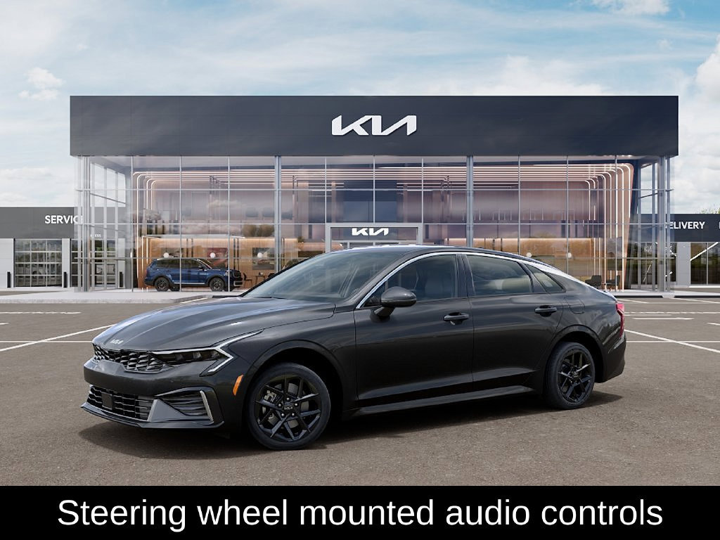 New 2026 Kia K5 LXS FWD image 4