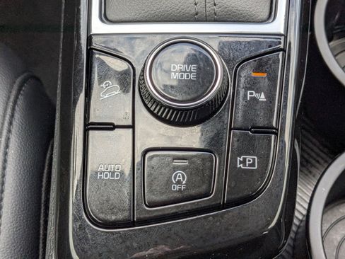 Certified 2023 Kia Sportage EX image 24