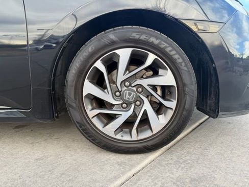 Used 2016 Honda Civic EX image 29
