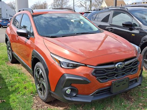 Used 2025 Subaru Crosstrek 2.5i Limited w/ Popular Package #4A AWD/4WD image 2