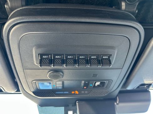 New 2025 Ford Bronco Big Bend w/ Black Diamond Package image 34