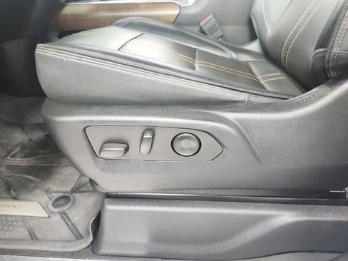 Used 2024 Chevrolet Silverado 2500 High Country AWD/4WD image 20