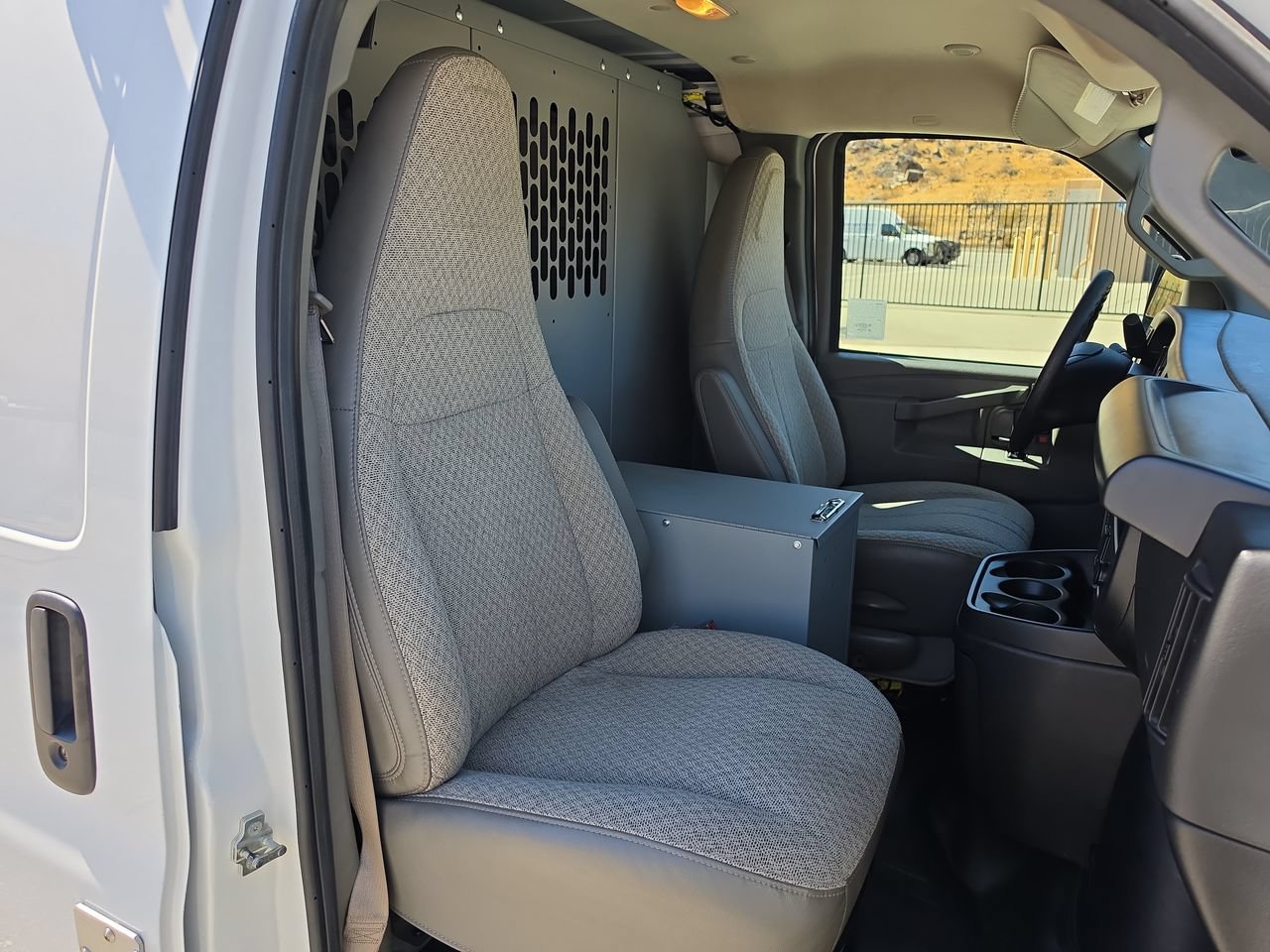 Used 2024 GMC Savana 2500 w/ Driver Convenience Package RWD image 25