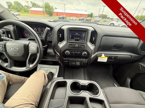 Used 2024 Chevrolet Silverado 1500 Custom Trail Boss w/ LPO, Dark Essentials Package AWD/4WD image 23