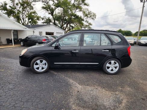 Used 2008 Kia Rondo EX w/ Premium Pkg image 9