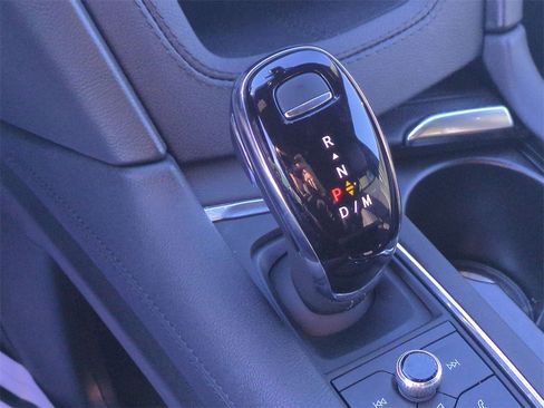 Certified 2023 Cadillac XT6 Luxury image 16