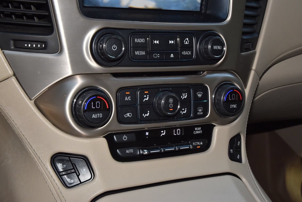 Used 2017 GMC Yukon Denali w/ Open Road Package AWD/4WD image 31