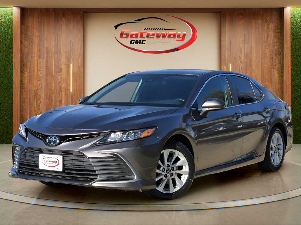 Used 2023 Toyota Camry LE FWD image 1