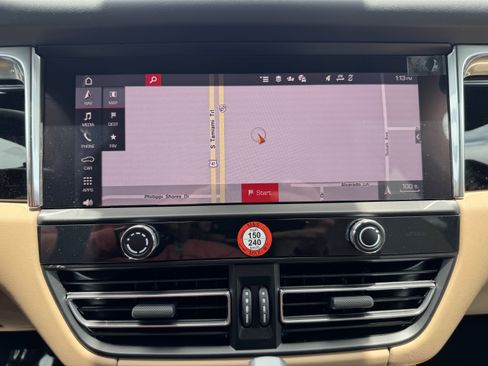 New 2025 Porsche Macan image 29