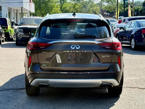 Used 2019 INFINITI QX50 Luxe w/ Cargo Package AWD/4WD image 6